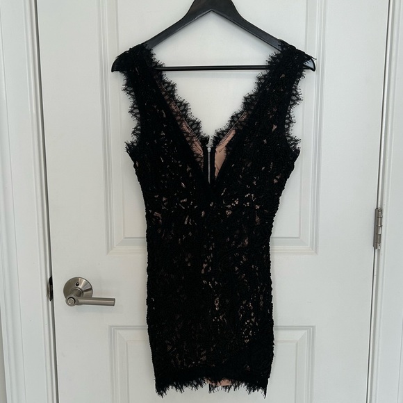A. Peach Plunging Black Lace Bodycon Mini Dress - Picture 5 of 9